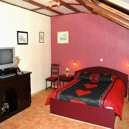 B&B Mirage Frecourt Room photo