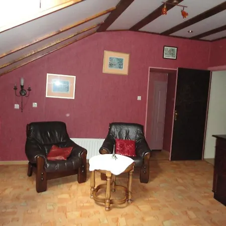 B&B Mirage Frecourt Room photo