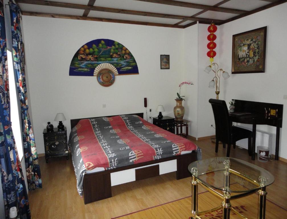 Mirage Bed & Breakfast Frecourt